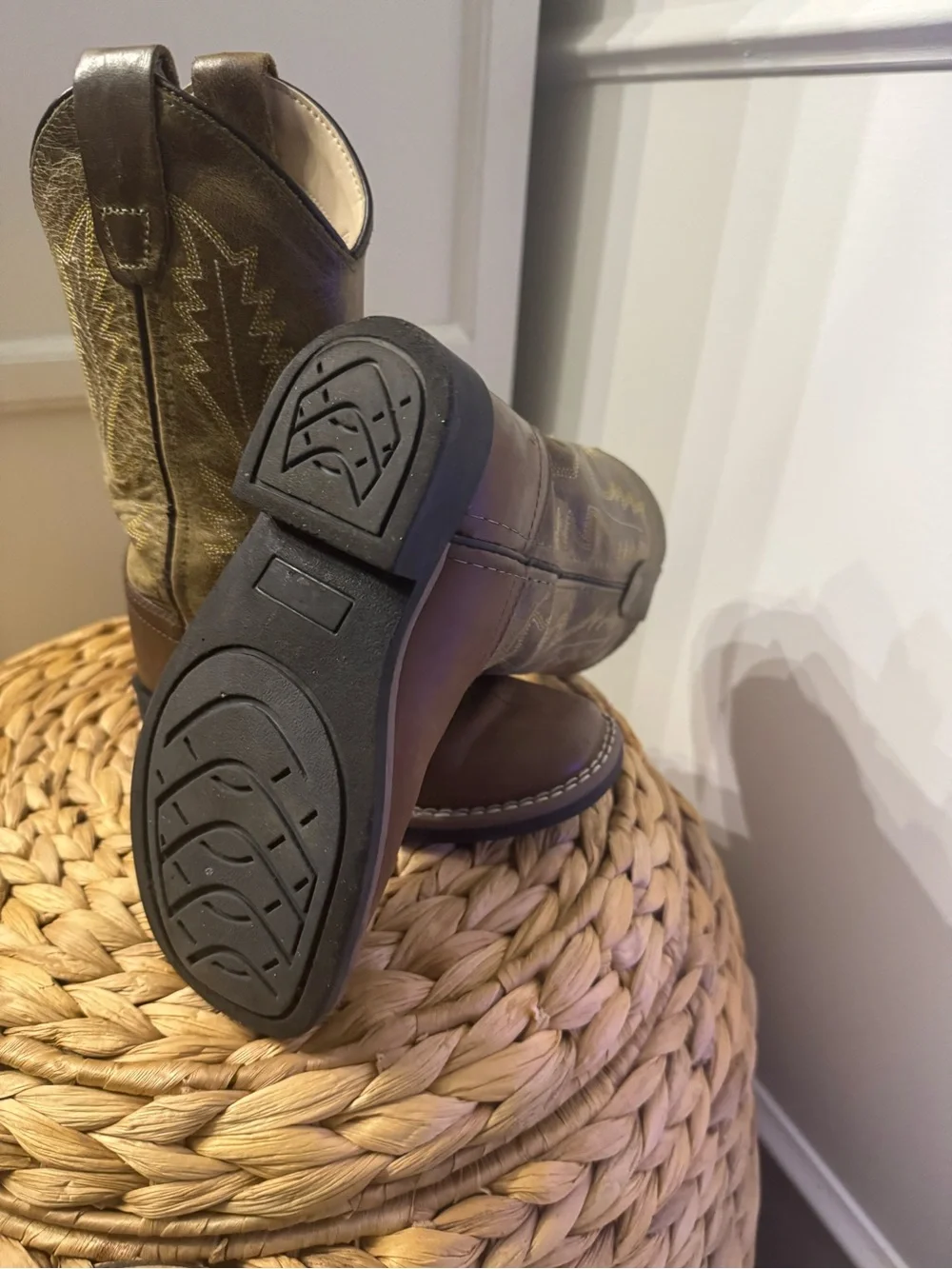 Kids Brown Western Cowboy Boots - Classic Embroidered Pull-On